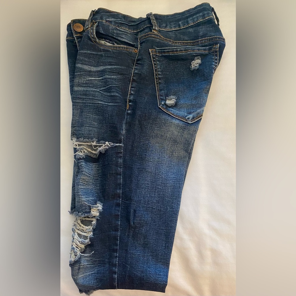 MIAMI…WOMENS Distressed Blue Jeans - Picture 12 of 16